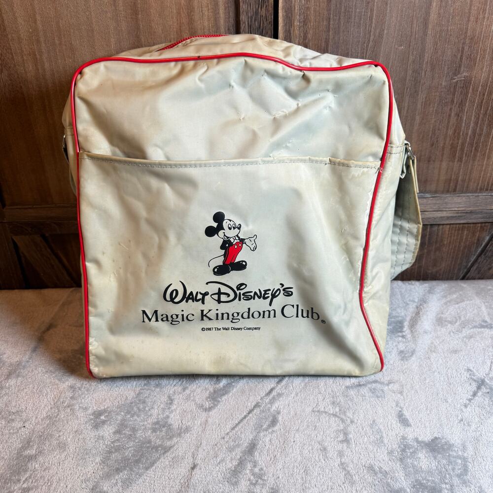 Vintage 1987 Walt Disney Magic Kingdom Club Mickey Mouse Vinyl Messenger Bag